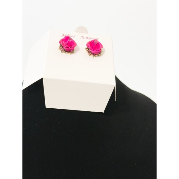 Betsey Johnson NWB Gold Tone Pink Metal Rose Bud Stud Earrings Crystal Accents - Picture 7 of 12